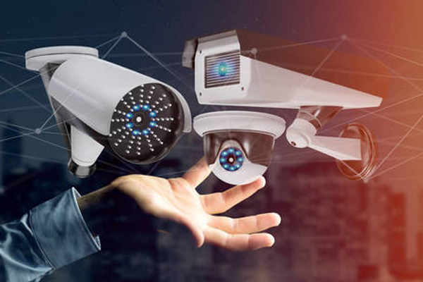 監(jiān)控圖像是黑白色的，怎么調(diào)節(jié)成彩色的？